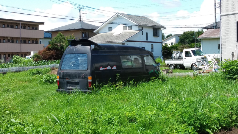 Illustration for article titled Abandoned and neglected vehicles in Japan